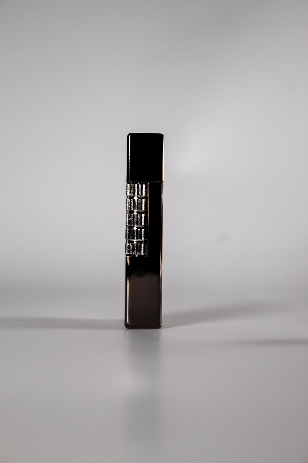 V-NOIR