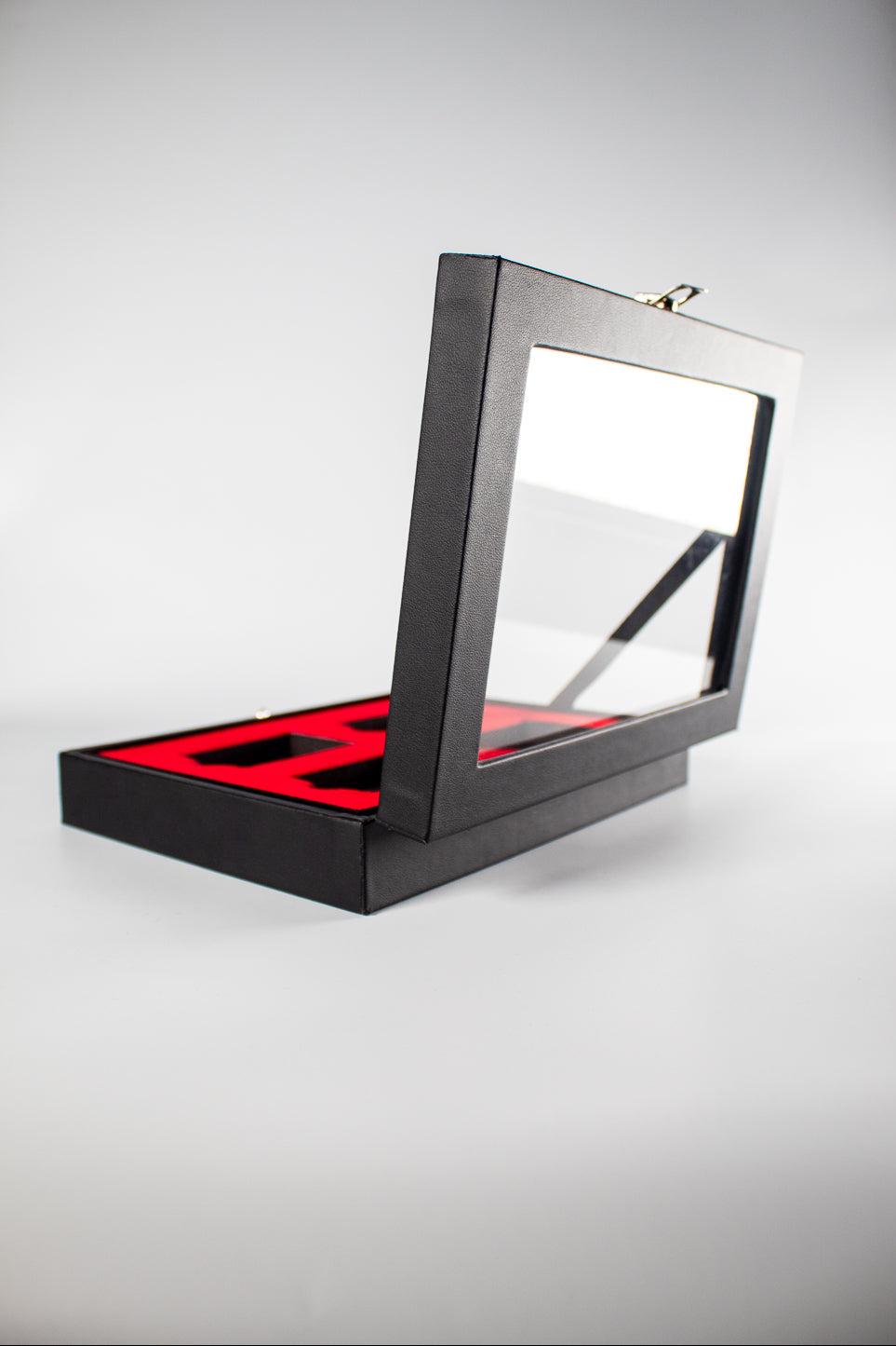 V - BOX 4
