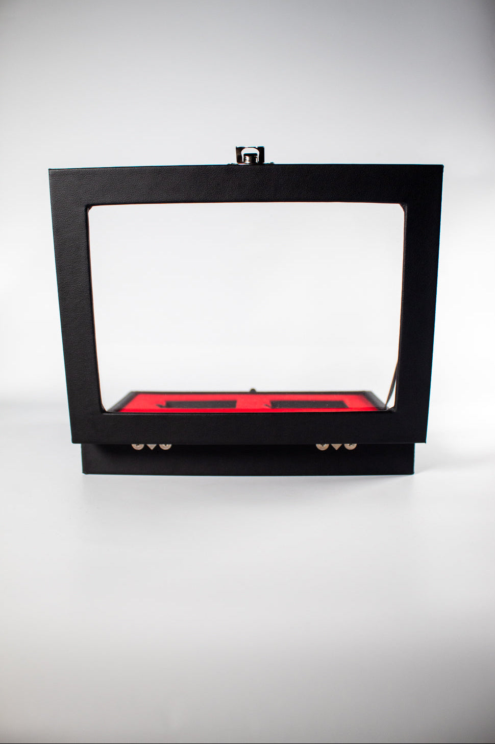 V - BOX 4